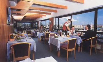 Hotel Mercure Vieux Port Sud 3*